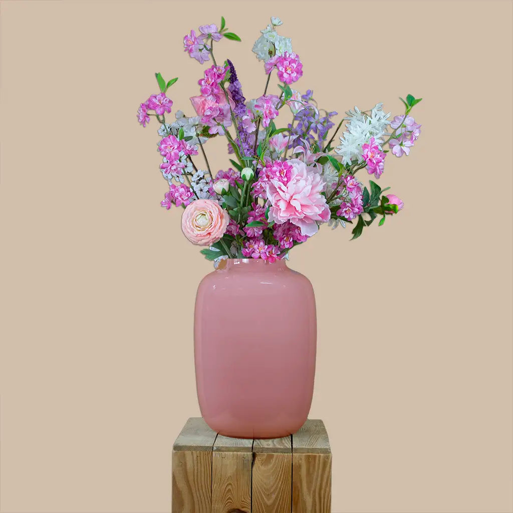 Zijden boeket licht roze, wit, paars, blush bloom in vaas pastel pink