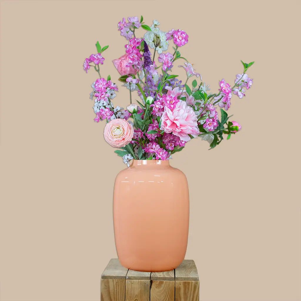 Zijden boeket licht roze, wit, paars, blush bloom in vaas peach
