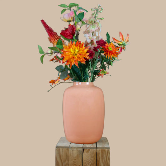 Zijden boeket oranje, rood, sunset glow in vaas peach
